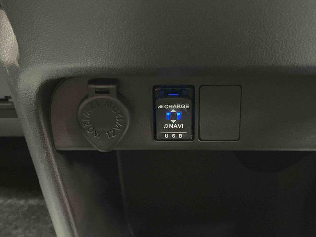 ムーヴキャンバスＧメイクアップＶＳ　ＳＡIIIパノラマカメラ連動８インチフルセグナビ　ＵＳＢ接続　ブルートゥース対応　ＴＶナビキット　フロント．リヤドライブレコーダー　ＥＴＣ　運転席シートヒーター　置きラクボックス　ウインドシールドディアイサー（千葉県）の中古車