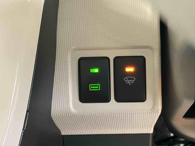 ムーヴキャンバスＧメイクアップＶＳ　ＳＡIIIパノラマカメラ連動８インチフルセグナビ　ＵＳＢ接続　ブルートゥース対応　ＴＶナビキット　フロント．リヤドライブレコーダー　ＥＴＣ　運転席シートヒーター　置きラクボックス　ウインドシールドディアイサー（千葉県）の中古車