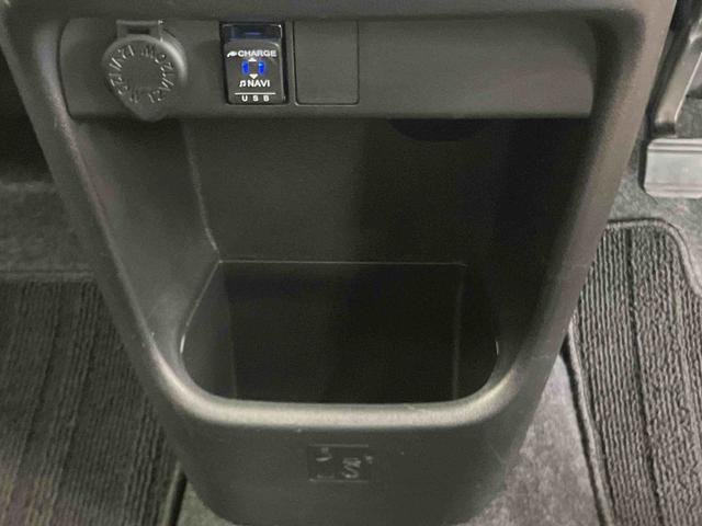 ムーヴキャンバスＧメイクアップＶＳ　ＳＡIIIパノラマカメラ連動８インチフルセグナビ　ＵＳＢ接続　ブルートゥース対応　ＴＶナビキット　フロント．リヤドライブレコーダー　ＥＴＣ　運転席シートヒーター　置きラクボックス　ウインドシールドディアイサー（千葉県）の中古車