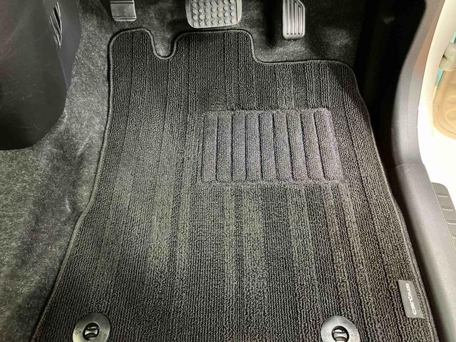 ムーヴキャンバスＧメイクアップＶＳ　ＳＡIIIパノラマカメラ連動８インチフルセグナビ　ＵＳＢ接続　ブルートゥース対応　ＴＶナビキット　フロント．リヤドライブレコーダー　ＥＴＣ　運転席シートヒーター　置きラクボックス　ウインドシールドディアイサー（千葉県）の中古車