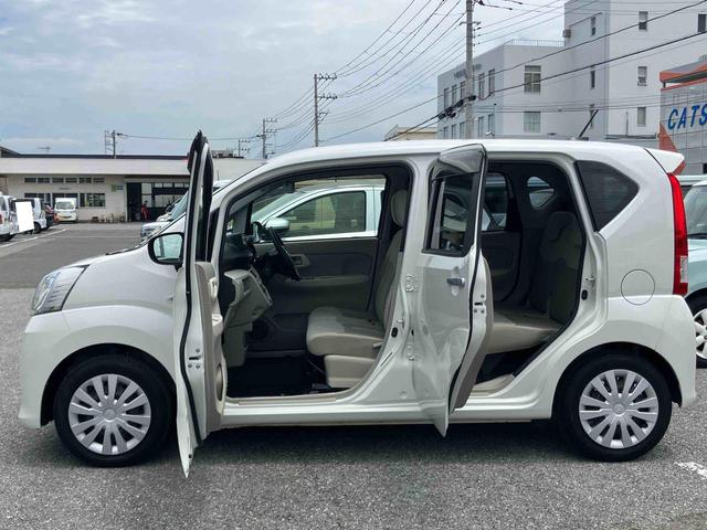 ムーヴL SAIIICDラジオチューナー AUX接続 オートハイビーム キーレスエントリー バニティーミラー付き左右サンバイザー 助手席シートバックポケット ショッピングフック シートベルトアンカーアジャスター(千葉県)の中古車