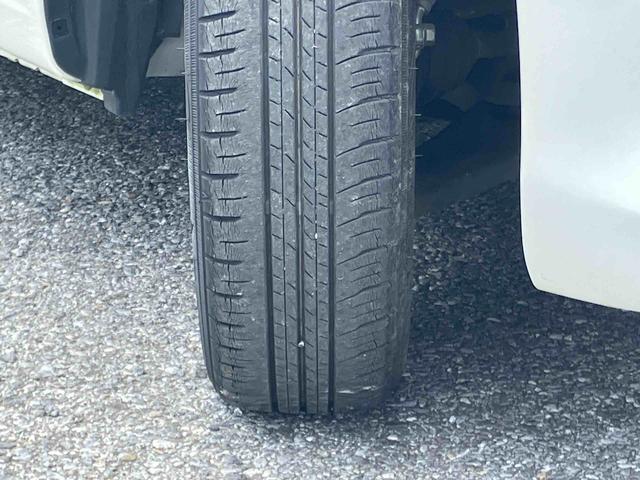 ムーヴL SAIIICDラジオチューナー AUX接続 オートハイビーム キーレスエントリー バニティーミラー付き左右サンバイザー 助手席シートバックポケット ショッピングフック シートベルトアンカーアジャスター(千葉県)の中古車