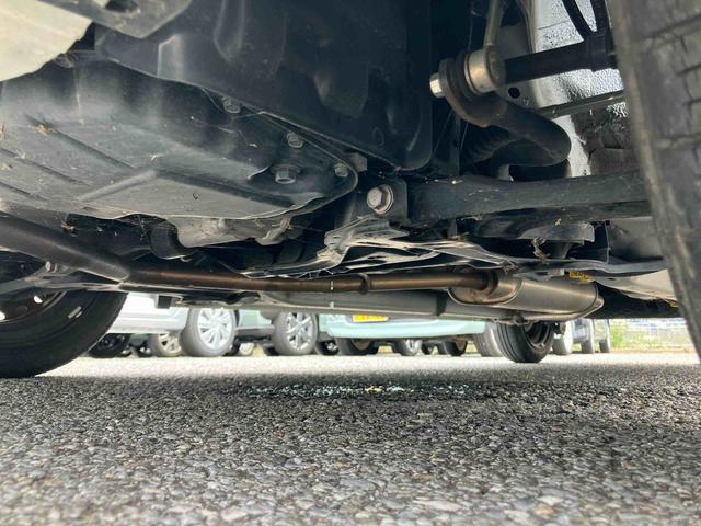 ムーヴＬ　ＳＡIIIＣＤラジオチューナー　ＡＵＸ接続　オートハイビーム　キーレスエントリー　バニティーミラー付き左右サンバイザー　助手席シートバックポケット　ショッピングフック　シートベルトアンカーアジャスター（千葉県）の中古車