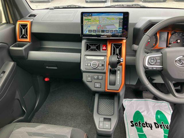 タフトＧ９型ナビ／ＢＴ／ＴＶ／ＤＩＳＣ／バックカメラ／ステアリングスイッチ　ガラスルーフ　ルーフレール　１５インチアルミ　シートヒーター　ＬＥＤヘッド＆フォグランプ　電動駐車ブレーキ　衝突被害軽減ブレーキ（千葉県）の中古車