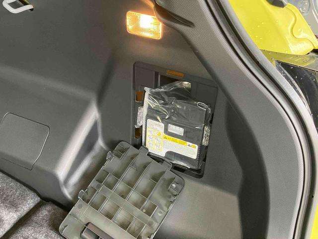 ロッキープレミアムＧ　ＨＥＶ９型ＤＰオーディオ／ＢＴ／ＴＶ／バックカメラ／ステアスイッチ　前後ドラレコ　ＥＴＣ　クルコン　ＬＥＤヘッド＆フォグランプ　リヤフォグランプ　１７インチアルミ　シートヒーター　衝突被害軽減ブレーキ（千葉県）の中古車