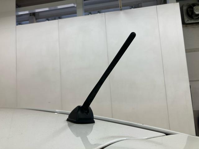 デイズＪ　エマージェンシーブレーキ・レスバックカメラ連動ワンセグナビ　ＵＳＢ接続　ＥＴＣ　横滑り防止装置　バニティーミラー付きサンバイザー　シートベルトアンカーアジャスター　ショッピングフック　キーレスエントリー　２分割式リヤシート（千葉県）の中古車
