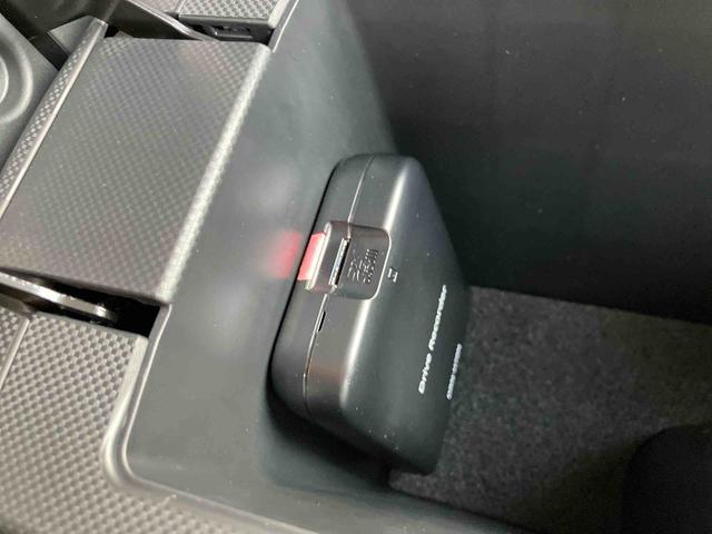 ロッキープレミアム９型ナビ／ＢＴ／ＴＶ／ＤＩＳＣ／全周囲カメラ／ステアリングスイッチ　ドラレコ　ＥＴＣ　クルコン　ＬＥＤヘッド＆フォグランプ　リヤフォグランプ　１７インチアルミ　シートヒーター　衝突被害軽減ブレーキ（千葉県）の中古車