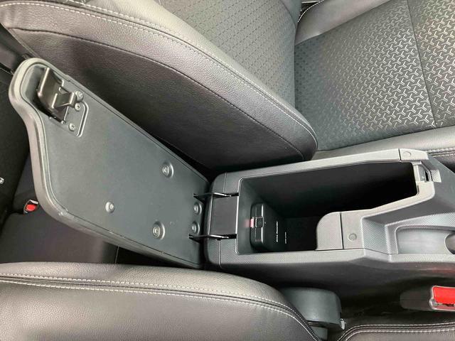 ロッキープレミアム９型ナビ／ＢＴ／ＴＶ／ＤＩＳＣ／全周囲カメラ／ステアリングスイッチ　ドラレコ　ＥＴＣ　クルコン　ＬＥＤヘッド＆フォグランプ　リヤフォグランプ　１７インチアルミ　シートヒーター　衝突被害軽減ブレーキ（千葉県）の中古車