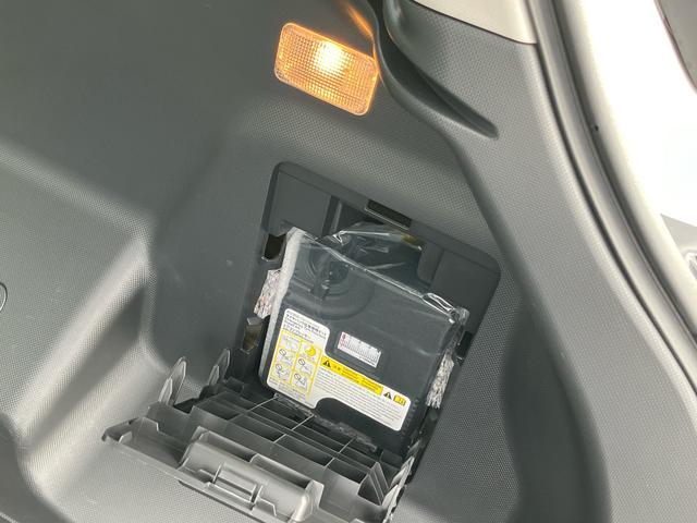 ロッキープレミアム９型ナビ／ＢＴ／ＴＶ／ＤＩＳＣ／全周囲カメラ／ステアリングスイッチ　ドラレコ　ＥＴＣ　クルコン　ＬＥＤヘッド＆フォグランプ　リヤフォグランプ　１７インチアルミ　シートヒーター　衝突被害軽減ブレーキ（千葉県）の中古車