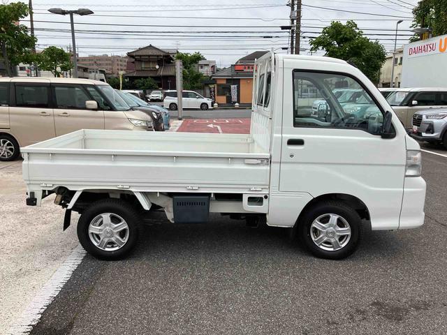 ハイゼットトラック農用スペシャル５速ＭＴ（マニュアル）　パートタイム４ＷＤ　最大積載量３５０ｋｇ　荷台灯　ホワイトエアコン　パワステ　エアバッグ（千葉県）の中古車