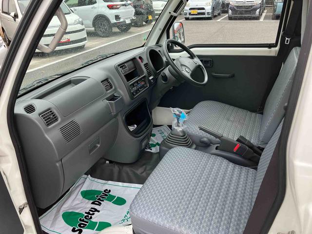 ハイゼットトラック農用スペシャル５速ＭＴ（マニュアル）　パートタイム４ＷＤ　最大積載量３５０ｋｇ　荷台灯　ホワイトエアコン　パワステ　エアバッグ（千葉県）の中古車