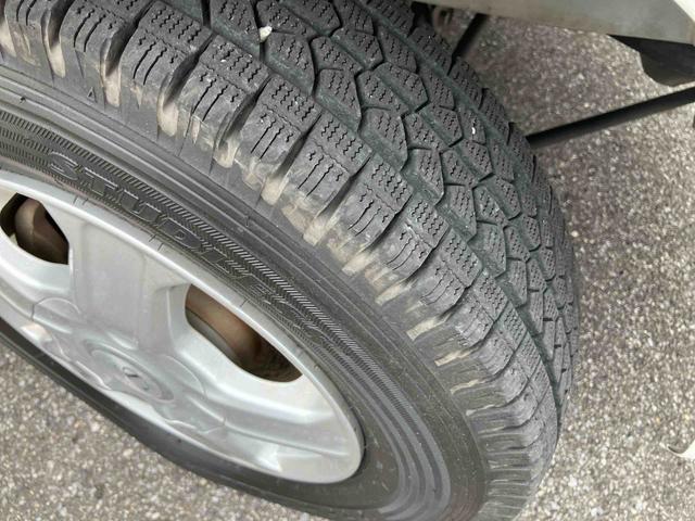 ハイゼットトラック農用スペシャル５速ＭＴ（マニュアル）　パートタイム４ＷＤ　最大積載量３５０ｋｇ　荷台灯　ホワイトエアコン　パワステ　エアバッグ（千葉県）の中古車