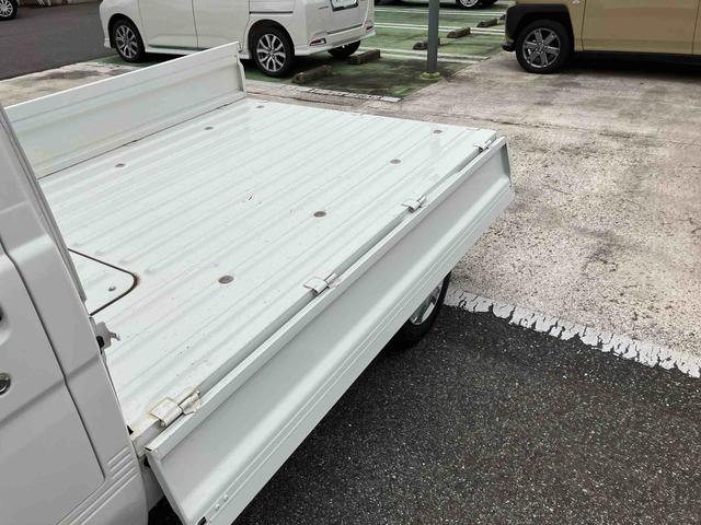 ハイゼットトラック農用スペシャル５速ＭＴ（マニュアル）　パートタイム４ＷＤ　最大積載量３５０ｋｇ　荷台灯　ホワイトエアコン　パワステ　エアバッグ（千葉県）の中古車