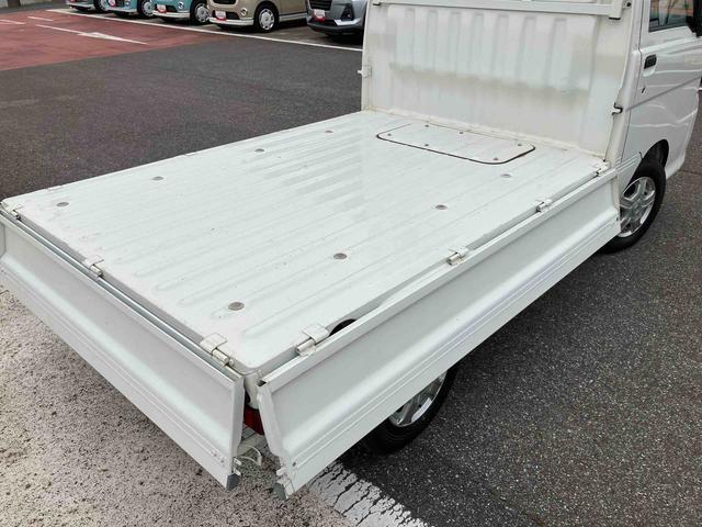 ハイゼットトラック農用スペシャル５速ＭＴ（マニュアル）　パートタイム４ＷＤ　最大積載量３５０ｋｇ　荷台灯　ホワイトエアコン　パワステ　エアバッグ（千葉県）の中古車