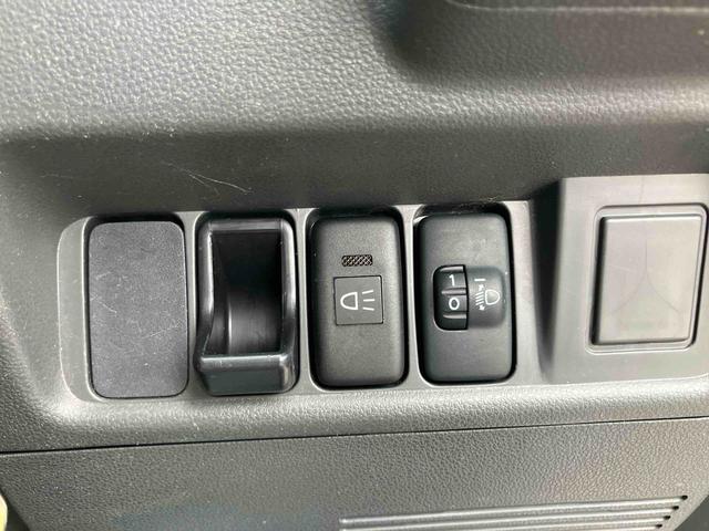 ハイゼットトラック農用スペシャル５速ＭＴ（マニュアル）　パートタイム４ＷＤ　最大積載量３５０ｋｇ　荷台灯　ホワイトエアコン　パワステ　エアバッグ（千葉県）の中古車