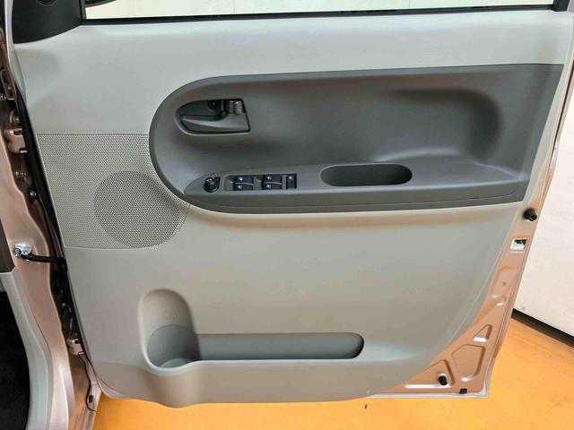 タントＬ　ＳＡIIバックカメラ連動フルセグナビ　ＵＳＢ接続　ブルートゥース対応　ＥＴＣ　運転席シートバックポケット　ショッピングフック　シートベルトアンカーアジャスター　バニティーミラー付き左右サンバイザー（千葉県）の中古車