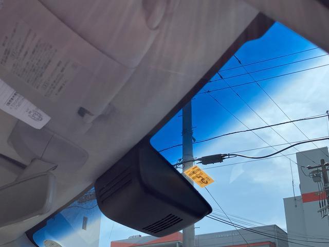 ムーヴＸ　ＳＡIIIＣＤチューナー　衝突被害軽減ブレーキ　トップシェイドガラス　オートライト＆オートハイビーム　運転席シートヒーター　チルトステアリング　シートリフター　プッシュボタンスタート　盗難防止アラーム　アルミ（千葉県）の中古車