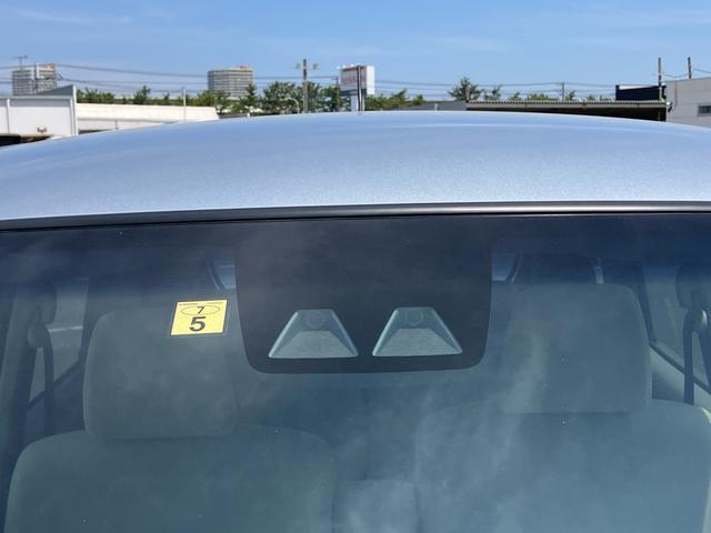 ムーヴＸ　ＳＡIIIＣＤチューナー　衝突被害軽減ブレーキ　トップシェイドガラス　オートライト＆オートハイビーム　運転席シートヒーター　チルトステアリング　シートリフター　プッシュボタンスタート　盗難防止アラーム　アルミ（千葉県）の中古車