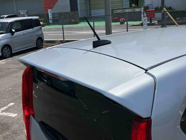 ムーヴＸ　ＳＡIIIＣＤチューナー　衝突被害軽減ブレーキ　トップシェイドガラス　オートライト＆オートハイビーム　運転席シートヒーター　チルトステアリング　シートリフター　プッシュボタンスタート　盗難防止アラーム　アルミ（千葉県）の中古車