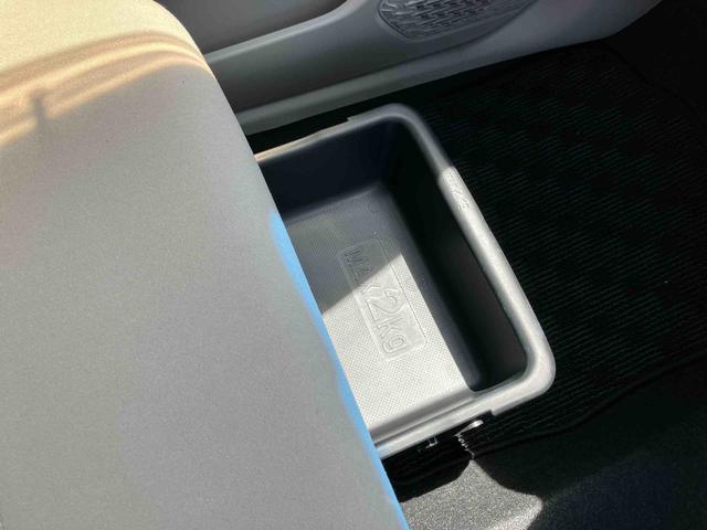 ムーヴＸ　ＳＡIIIＣＤチューナー　衝突被害軽減ブレーキ　トップシェイドガラス　オートライト＆オートハイビーム　運転席シートヒーター　チルトステアリング　シートリフター　プッシュボタンスタート　盗難防止アラーム　アルミ（千葉県）の中古車