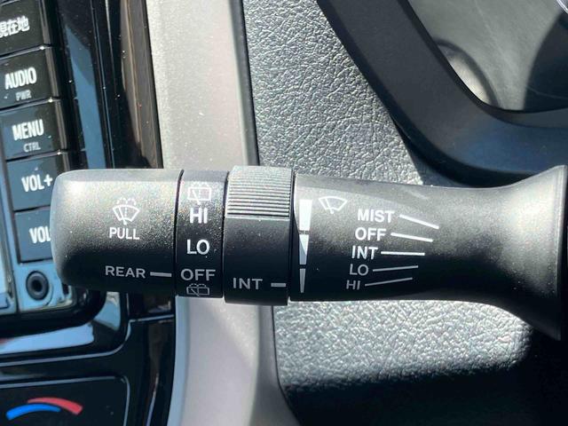 カローラフィールダー１．５Ｇワンセグナビ　ブルートゥース対応　ＡＵＸ接続　ビルトインＥＴＣ　オートライト　オートハイビーム　ＬＥＤヘッドライト　アイドリングストップ機構　横滑り防止装置　チルト＆テレスコピックステアリング（千葉県）の中古車