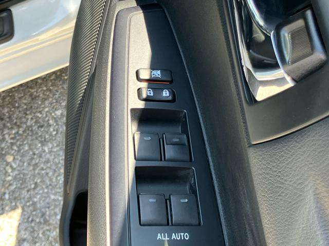 カローラフィールダー１．５Ｇワンセグナビ　ブルートゥース対応　ＡＵＸ接続　ビルトインＥＴＣ　オートライト　オートハイビーム　ＬＥＤヘッドライト　アイドリングストップ機構　横滑り防止装置　チルト＆テレスコピックステアリング（千葉県）の中古車