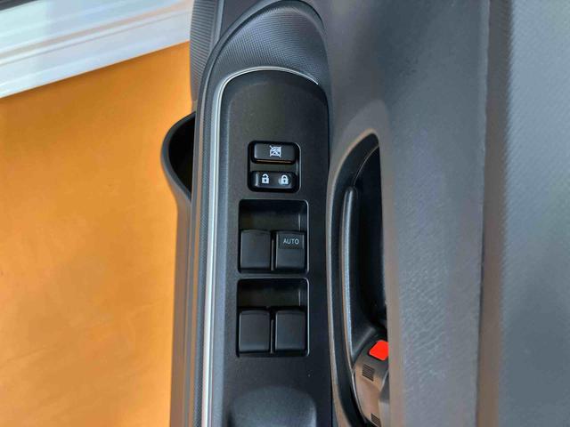 アクアＳバックカメラ連動フルセグナビ　ＵＳＢ接続　ブルートゥース対応　ビルトインＥＴＣ　オートライト　オートハイビーム　プッシュエンジンスタート　キーフリーシステム　チルト＆テレスコピックステアリング（千葉県）の中古車
