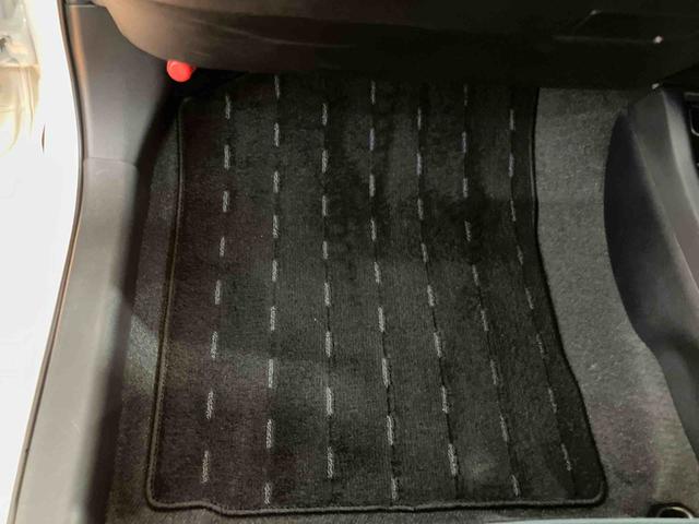 アクアＳバックカメラ連動フルセグナビ　ＵＳＢ接続　ブルートゥース対応　ビルトインＥＴＣ　オートライト　オートハイビーム　プッシュエンジンスタート　キーフリーシステム　チルト＆テレスコピックステアリング（千葉県）の中古車