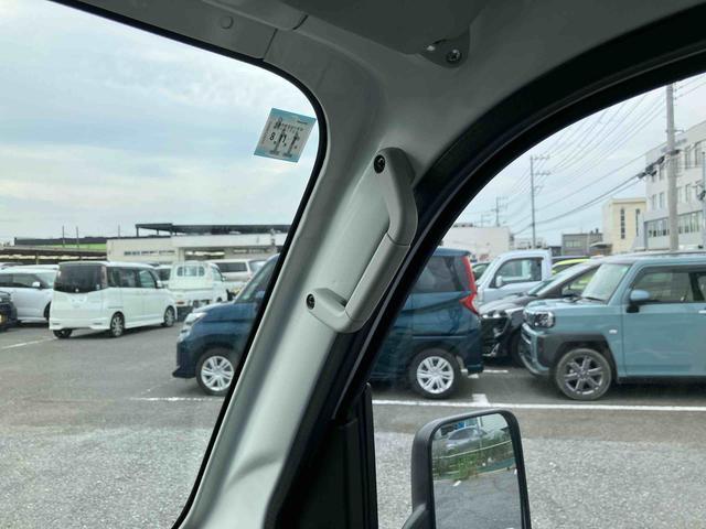 ハイゼットトラックスタンダードＣＶＴ　衝突被害軽減ブレーキ　コーナーセンサー　横滑り防止装置　オートライト　アイドリングストップ　スピーカー一体型ＡＭ／ＦＭラジオ　エアコン　パワステ（千葉県）の中古車