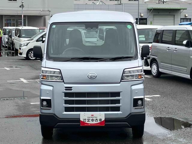 ハイゼットカーゴデラックス　４ＷＤ電子制御４ＷＤ　ＬＥＤヘッドライト＆フォグランプ　リヤヒーター　プライバシーガラス　パワーウィンドウ　オーバーヘッドシェルフ　スピーカー一体型ＡＭ・ＦＭラジオ　キーレス　衝突被害軽減ブレーキ（千葉県）の中古車