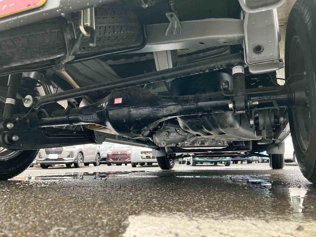 ハイゼットカーゴデラックス　４ＷＤ電子制御４ＷＤ　ＬＥＤヘッドライト＆フォグランプ　リヤヒーター　プライバシーガラス　パワーウィンドウ　オーバーヘッドシェルフ　スピーカー一体型ＡＭ・ＦＭラジオ　キーレス　衝突被害軽減ブレーキ（千葉県）の中古車