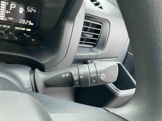 ハイゼットカーゴデラックス　４ＷＤ電子制御４ＷＤ　ＬＥＤヘッドライト＆フォグランプ　リヤヒーター　プライバシーガラス　パワーウィンドウ　オーバーヘッドシェルフ　スピーカー一体型ＡＭ・ＦＭラジオ　キーレス　衝突被害軽減ブレーキ（千葉県）の中古車