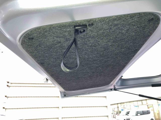 ハイゼットカーゴデラックス　４ＷＤ電子制御４ＷＤ　ＬＥＤヘッドライト＆フォグランプ　リヤヒーター　プライバシーガラス　パワーウィンドウ　オーバーヘッドシェルフ　スピーカー一体型ＡＭ・ＦＭラジオ　キーレス　衝突被害軽減ブレーキ（千葉県）の中古車