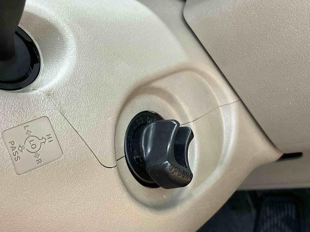 タントＧＣＤラジオチューナー　ＡＵＸ接続　左側電動スライドドア　キーフリーシステム　セキュリティアラーム　オーバーヘッドコンソール　照明．バニティーミラー付き左右サンバイザー　運転席シートバックポケット（千葉県）の中古車