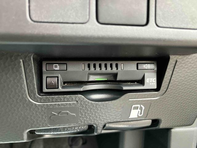トールＧナビ／ＢＴ／ＤＴＶ／ＤＩＳＣ／バックカメラ／ステアリングスイッチ　両側パワスラ　ＬＥＤヘッドライト　衝突被害軽減ブレーキ　コーナーセンサー　オートライト　プッシュボタンスターター　オートエアコン（千葉県）の中古車