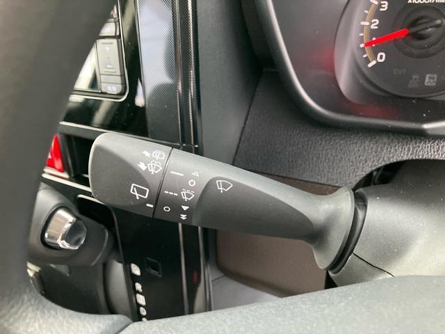 トールＧナビ／ＢＴ／ＤＴＶ／ＤＩＳＣ／バックカメラ／ステアリングスイッチ　両側パワスラ　ＬＥＤヘッドライト　衝突被害軽減ブレーキ　コーナーセンサー　オートライト　プッシュボタンスターター　オートエアコン（千葉県）の中古車