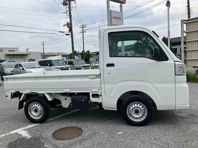 ハイゼットトラックスタンダード 農用スペシャルCVT 電子制御式4WD 荷台LEDライト リヤ4枚リーフスプリング スーパーデフロック 衝突被害軽減ブレーキ コーナーセンサー スピーカー一体型AM/FMラジオ エアコン パワステ(千葉県)の中古車