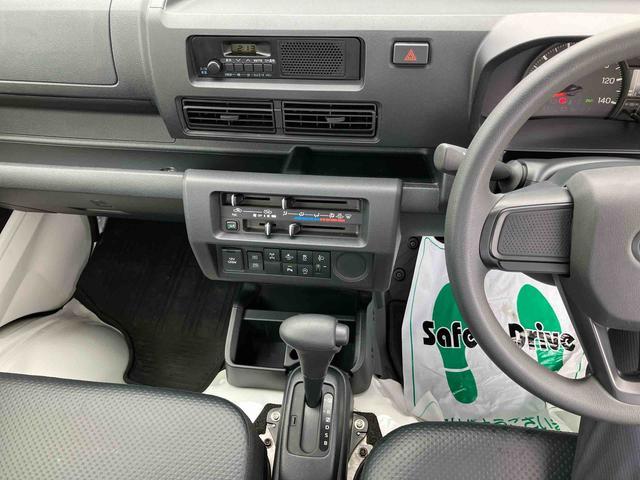 ハイゼットトラックスタンダード　農用スペシャルＣＶＴ　電子制御式４ＷＤ　荷台ＬＥＤライト　リヤ４枚リーフスプリング　スーパーデフロック　衝突被害軽減ブレーキ　コーナーセンサー　スピーカー一体型ＡＭ／ＦＭラジオ　エアコン　パワステ（千葉県）の中古車