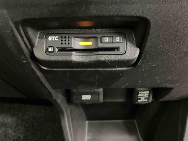 フリードＧ　エアロバックカメラ連動ワンセグナビ　ビデオ入力ソケット　後席モニター　ビルトインＥＴＣ　左側電動スライドドア　アイドリングストップ機構　オートライト　バニティーミラー付き左右サンバイザー（千葉県）の中古車