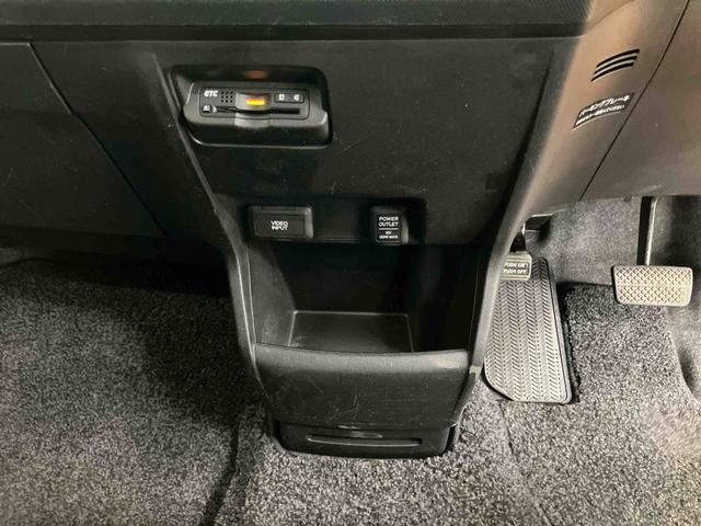 フリードＧ　エアロバックカメラ連動ワンセグナビ　ビデオ入力ソケット　後席モニター　ビルトインＥＴＣ　左側電動スライドドア　アイドリングストップ機構　オートライト　バニティーミラー付き左右サンバイザー（千葉県）の中古車