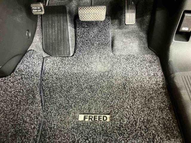 フリードＧ　エアロバックカメラ連動ワンセグナビ　ビデオ入力ソケット　後席モニター　ビルトインＥＴＣ　左側電動スライドドア　アイドリングストップ機構　オートライト　バニティーミラー付き左右サンバイザー（千葉県）の中古車