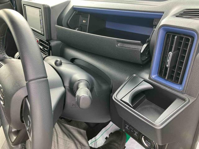 タントカスタムＲＳターボ　ナビ／ＢＴ／ＤＴＶ／ＤＩＳＣ／バックカメラ／ステアリングスイッチ　ＥＴＣ　両側パワスラ　ＬＥＤヘッド＆フォグランプ　１５インチアルミ　シートヒーター　クルコン　衝突被害軽減ブレーキ（千葉県）の中古車