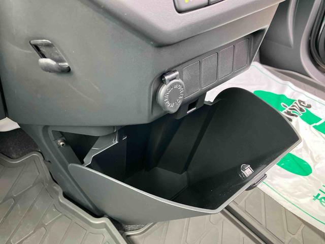 トールＸバックカメラ＆ステアリングスイッチ（アップグレードパック）　助手席側電動スライドドア　プッシュボタンスターター　電動格納ドアミラー　オートライト　コーナーセンサー　横滑り防止装置　衝突被害軽減ブレーキ（千葉県）の中古車