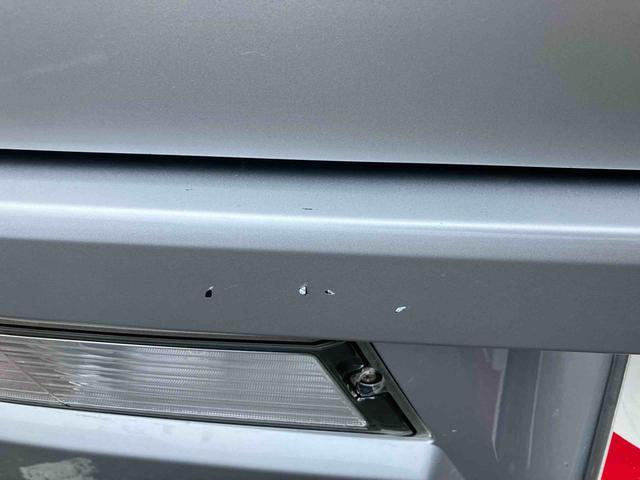 ハイゼットカーゴスペシャルＳＡIII　４ＷＤ４ＷＤ　ＣＤ・ＵＳＢ　衝突被害軽減ブレーキ　誤発進抑制制御　横滑り防止装置　空転防止装置　オートハイビーム　トップシェイドガラス　アイドリングストップ　パワーウィンドウ　集中ドアロック　リヤワイパー（千葉県）の中古車