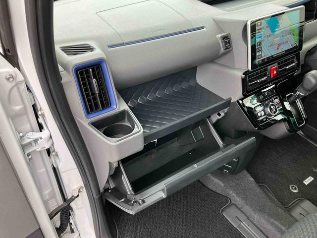 タントカスタムＲＳセレクションターボ　９型ナビ　全周囲カメラ　ドラレコ　ＥＴＣ　アダプティブドライビングビーム　ＬＥＤヘッドライト＆フォグ　オートライト　両側電動スライドドア　アダプティブクルコン　シートヒーター　コ−ナ−センサー（千葉県）の中古車