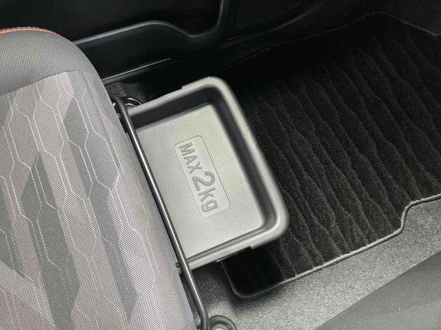 タフトＧ９型ナビ・地デジ・ＤＶＤ・ＢＴ・ＵＳＢ　Ｂカメラ　ＥＴＣ　ドラレコ　ガラスルーフ　ルーフレール　アダプティブドライビングビーム　ＬＥＤヘッドランプ＆フォグ　シートヒーター　電動駐車ブレーキ　革巻ステア（千葉県）の中古車