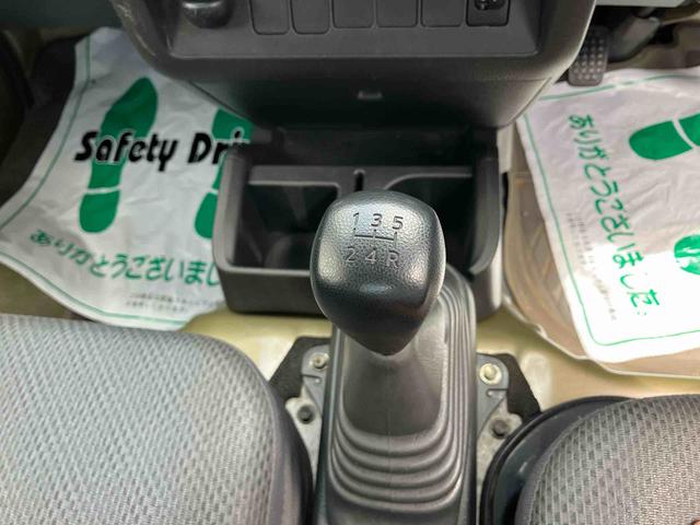 ハイゼットトラックスタンダードエアコン・ＡＭ／ＦＭラジオ・パワステ・（千葉県）の中古車
