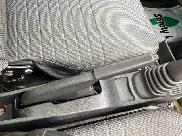 ハイゼットトラックスタンダードエアコン・ＡＭ／ＦＭラジオ・パワステ・（千葉県）の中古車