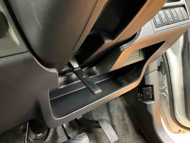 ワゴンＲ２０周年記念車オートライト　ＨＩＤヘッドライト　プッシュエンジンスタート　キーフリーシステム　運転席シートヒーター　チルトステアリング　運転席シートリフター　１４インチアルミホイール　助手席シートアンダーボックス（千葉県）の中古車