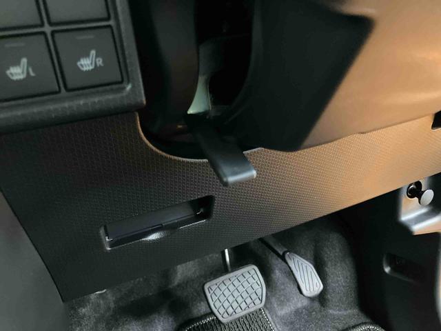 タントＸ　エコアイドル非装着車プッシュエンジンスタート　キーフリーシステム　前席シートヒーター　オートライト　オートハイビーム　ＬＥＤヘッドライト　オートエアコン　ホールドモード付電動パーキングブレーキ　前後コーナーセンサー（千葉県）の中古車
